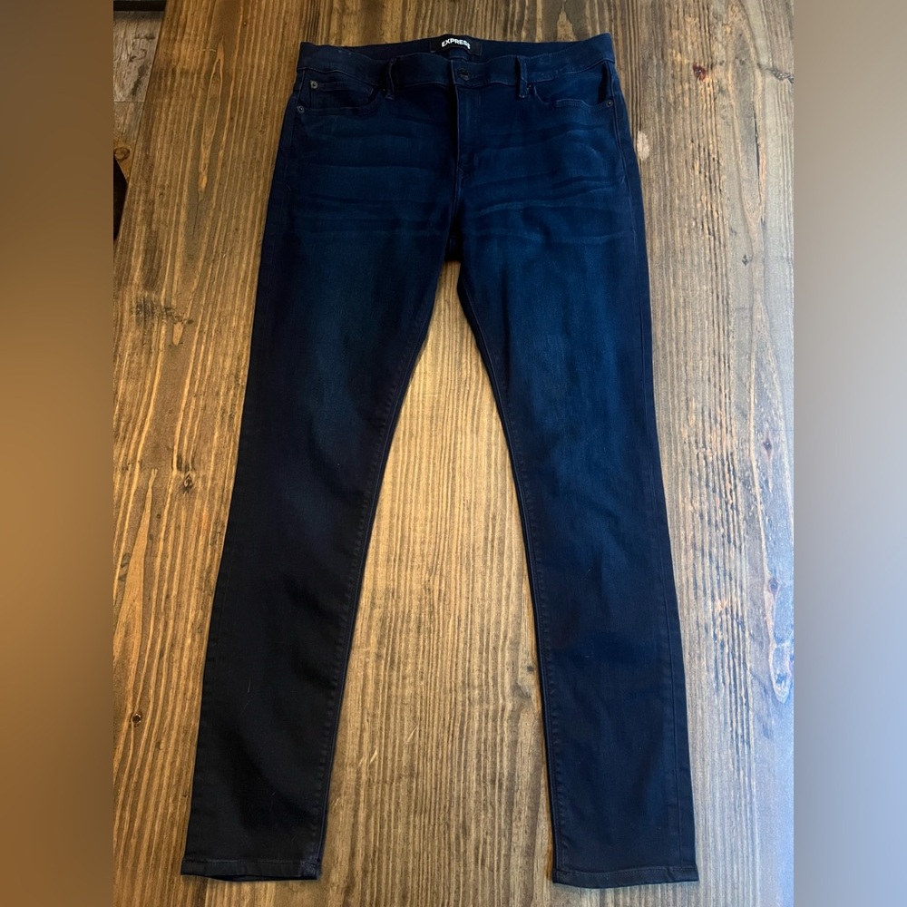 Express Supersoft / Superstretch Mid Rise Leggings - 12